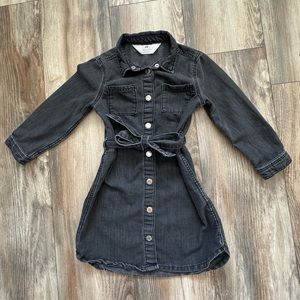 Girls Jean dress. Black jean dress. Trending girls clothing modern girls clothes